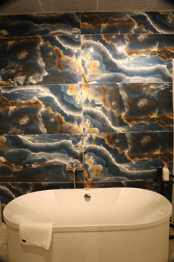 The Queendor Boutique Hotel 胡志明市 外观 照片